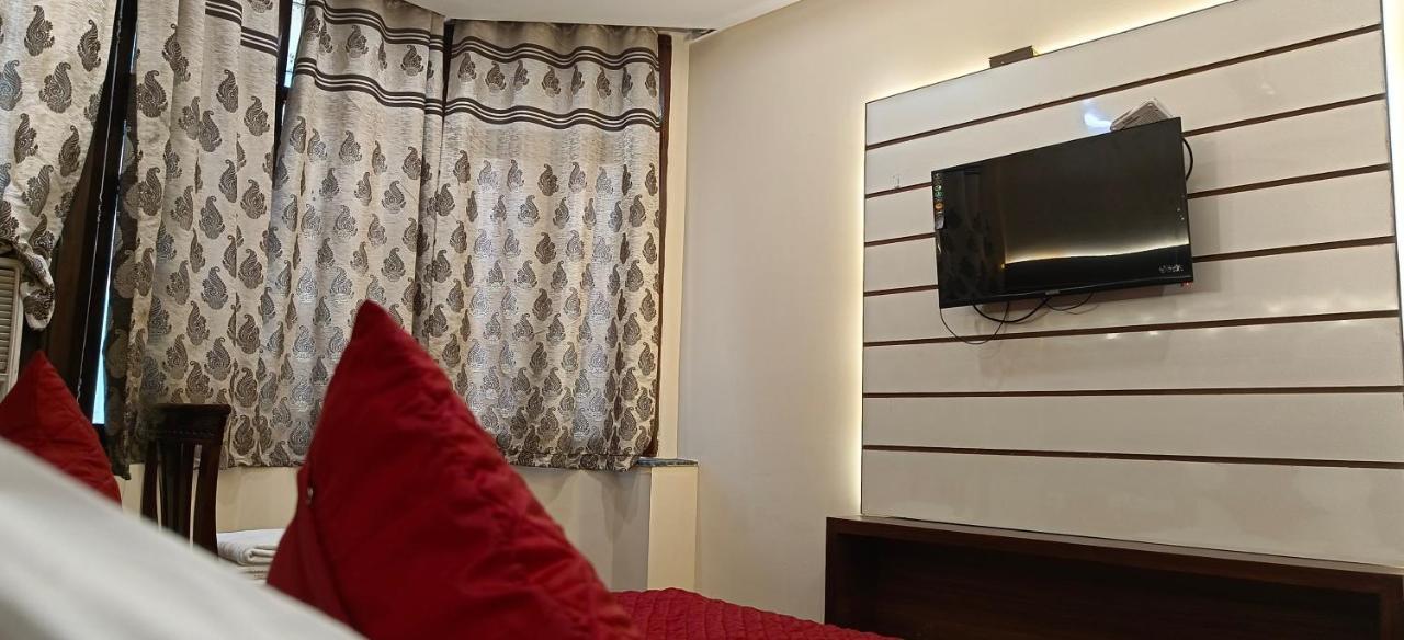 Hotel Batra Home Nizamuddin New Delhi Luaran gambar